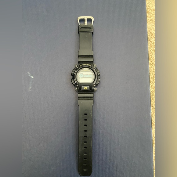 G-Shock watch - Picture 1 of 3
